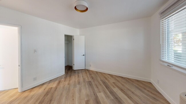 Interior Photo - Hayden on Hollywood (7200)