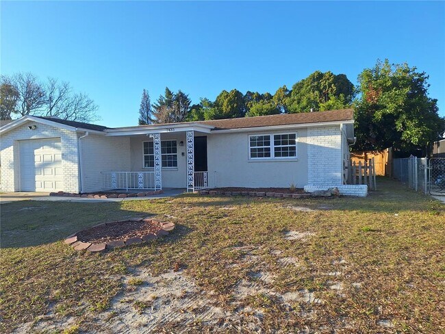 Building Photo - 7435 San Miguel Dr