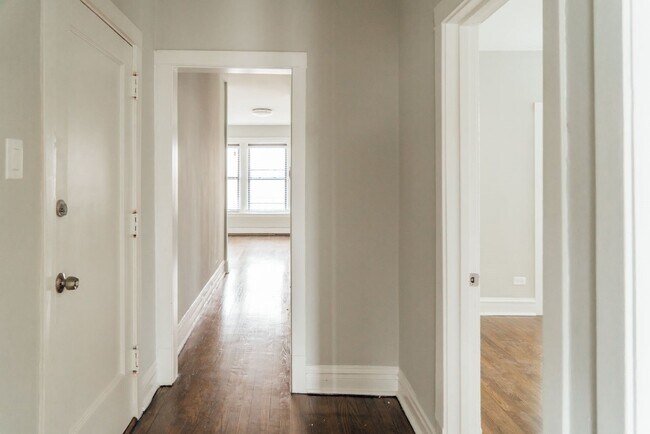 Foto del edificio - 5433 S Drexel Ave