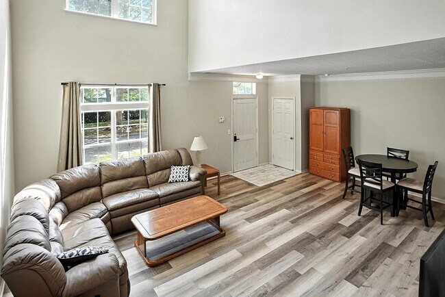 Foto del edificio - 6117 Craughwell Ln