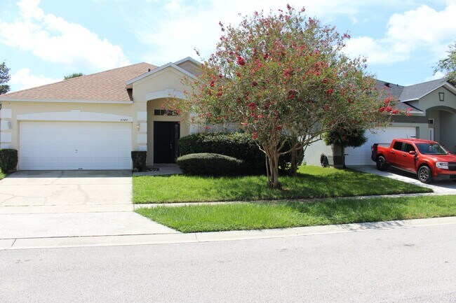 Building Photo - Freshly painted, four bedroom home availab...