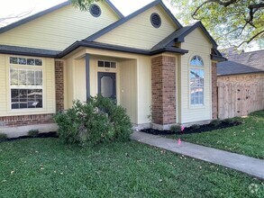 Building Photo - 907 Black Locust Drive West