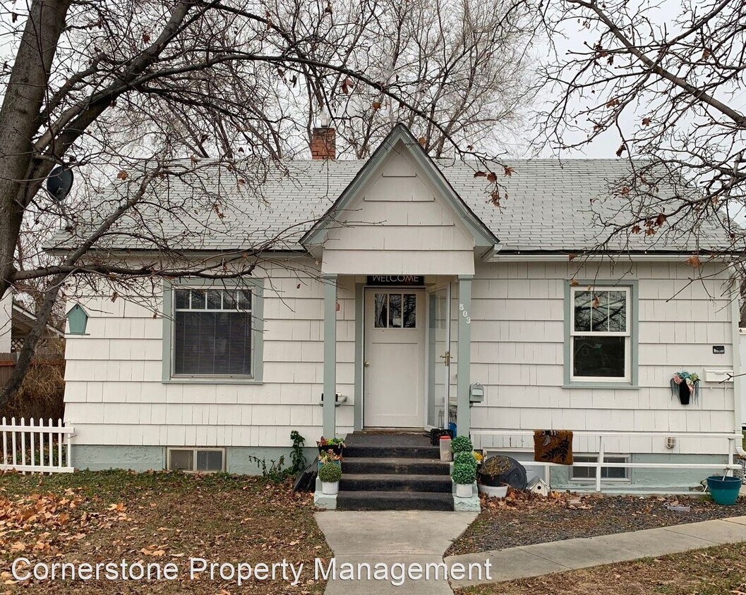 Foto principal - 3 br, 2 bath House - 503 S Locust St