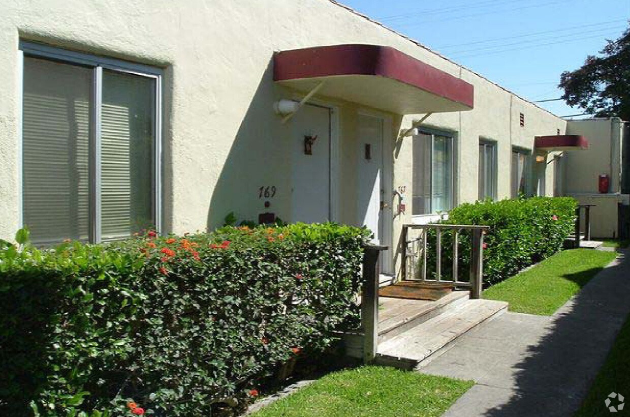 Alternate Building View - 761-769 S 2nd St