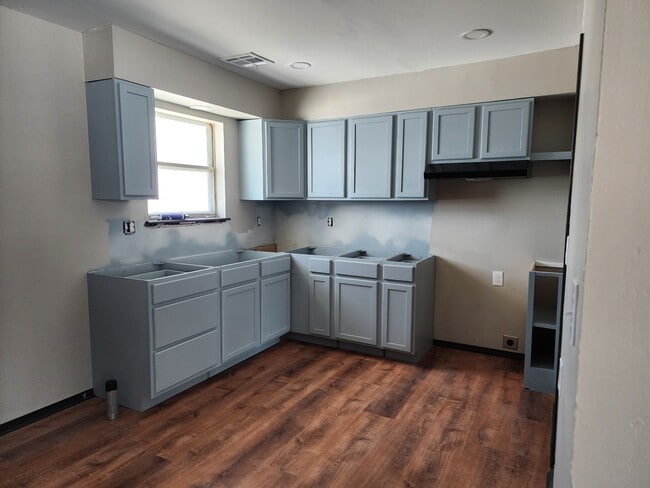 Foto del edificio - 1310 Keystone Ln