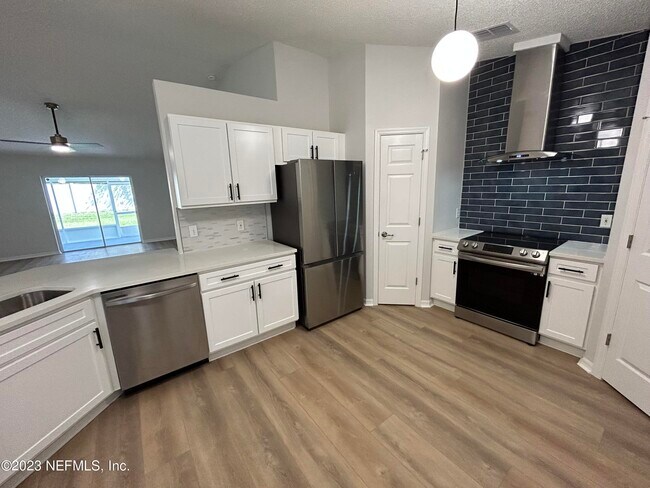 Foto del edificio - 2842 Southampton Dr