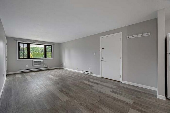 Building Photo - 14b Mayberry Dr
