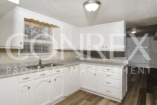 Foto del edificio - Charming 3 Bedroom Home in Huntsville with...