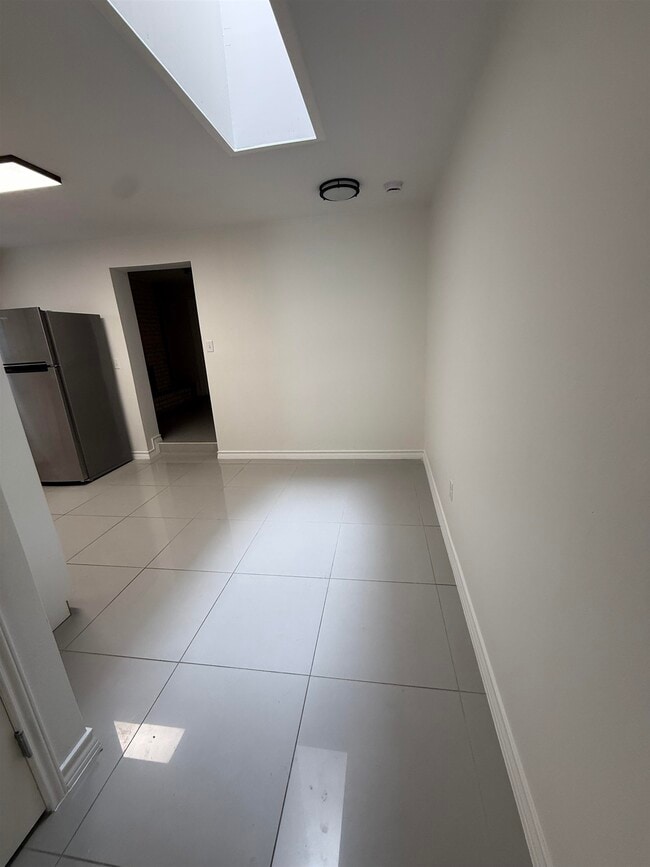 Foto del edificio - 2316 E Plum St