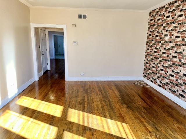 Foto del edificio - 2 bedroom in Chicago IL 60619