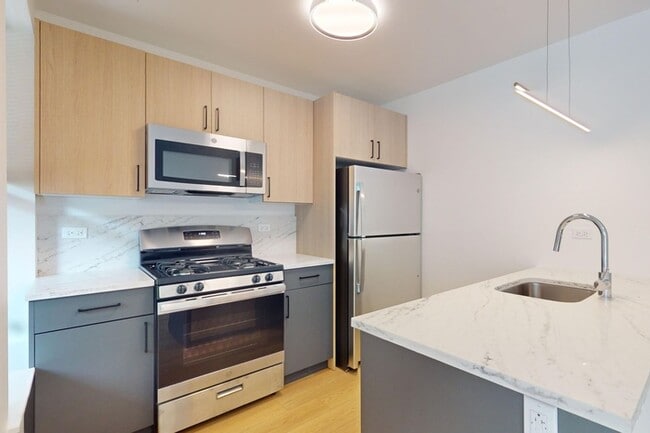 Floorplan - 1323 E. 57th St