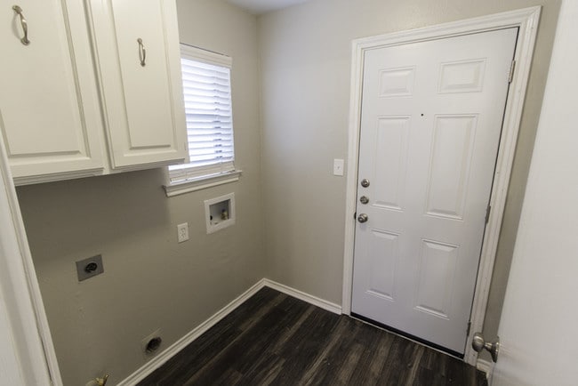 Building Photo - 4212 Rosita Ct, Plano, TX 75074