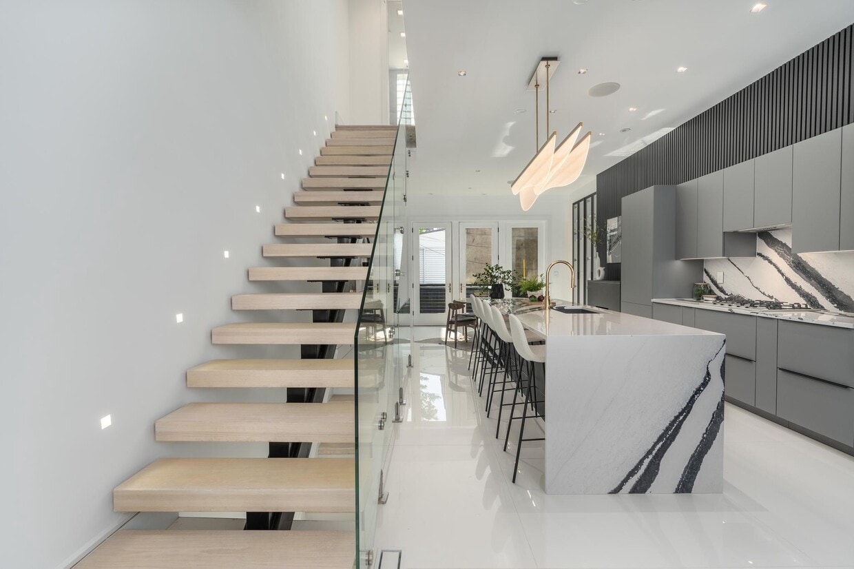 Photo - 1604 13th St NW (Washington, DC)