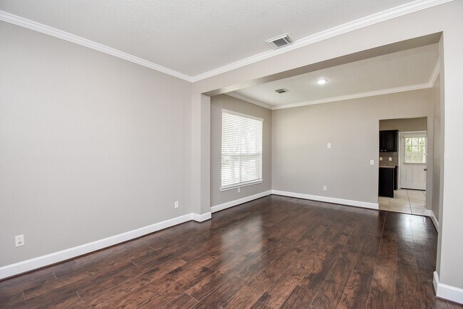 Foto del edificio - 6318 Faulkner Ridge Dr