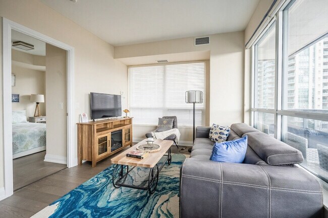 Building Photo - 2 Anndale Dr