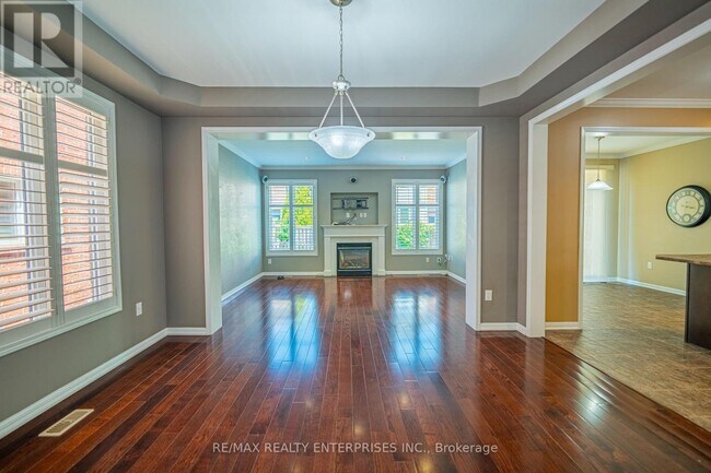 Photo du bâtiment - 849 Whaley Way