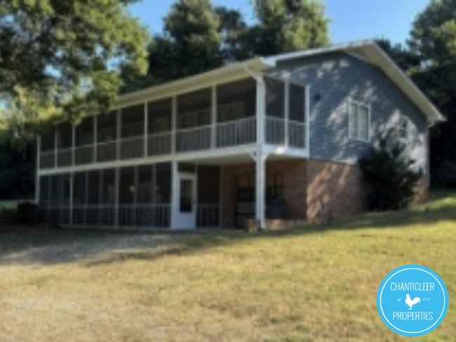 Building Photo - 1729 Gyro Dr