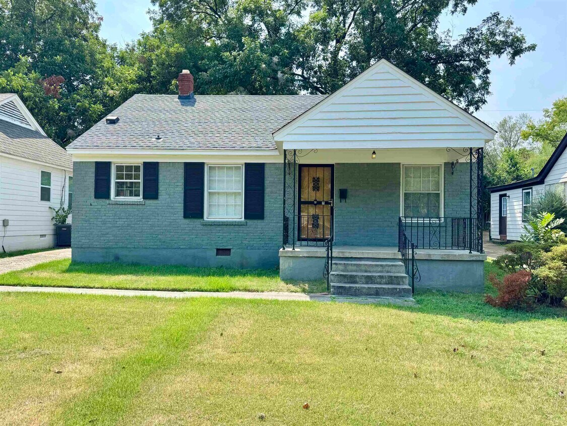 Foto principal - 3655 Kearney Ave
