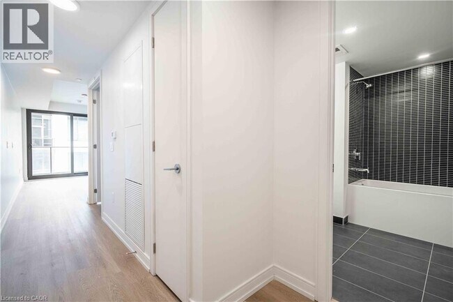 Photo du bâtiment - 1 Jarvis St