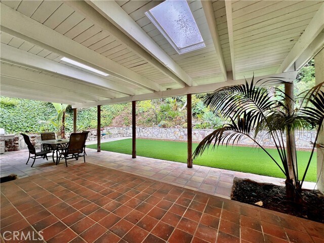Foto del edificio - 26573 Basswood Ave