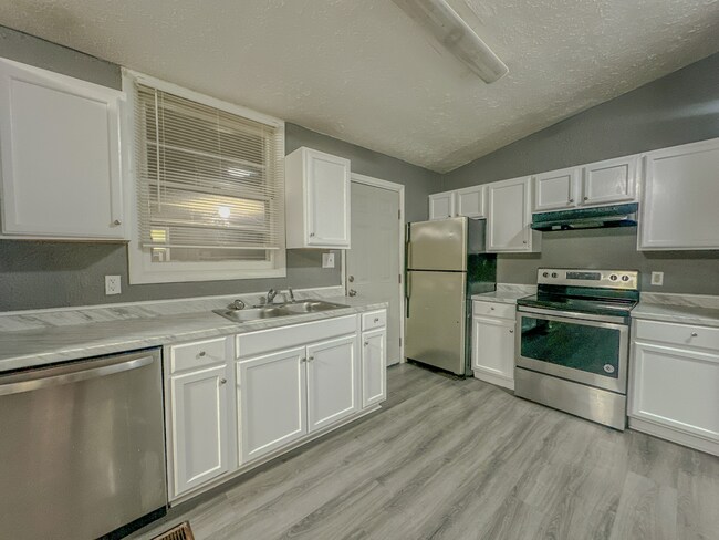 Foto del edificio - 1013 Hillside Dr