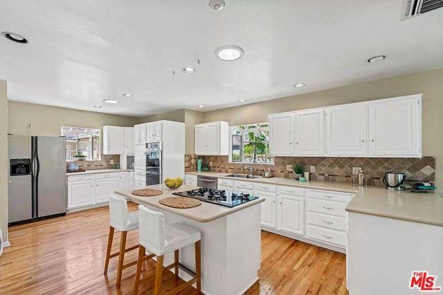 Foto del edificio - 14024 Peach Grove St