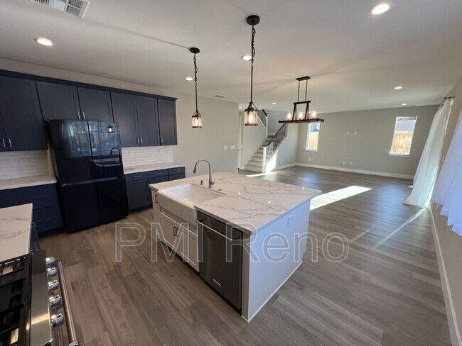 Building Photo - 2176 Selway Dr