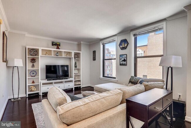 Foto del edificio - 631 D St NW