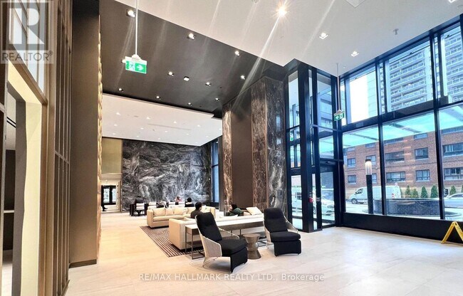 Photo du bâtiment - 127 Broadway Ave