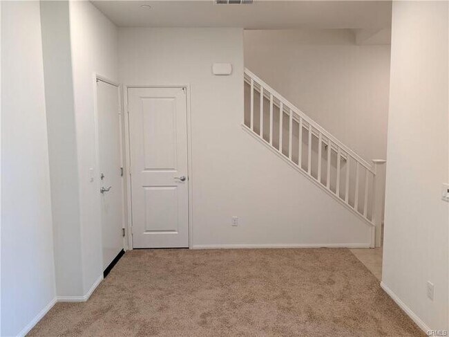 Foto del edificio - 2565 Charing Rd