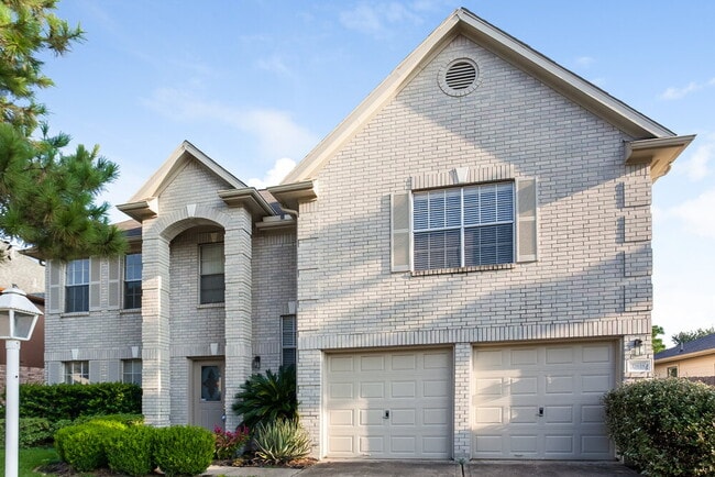 Building Photo - 17618 Coventry Oaks Dr