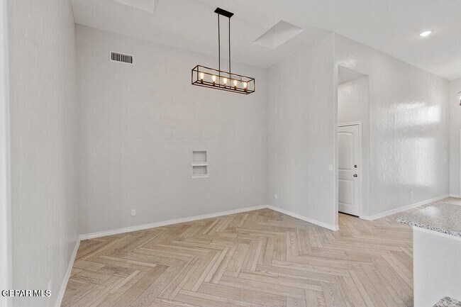 Foto del edificio - 913 Louisiana Downs Ave