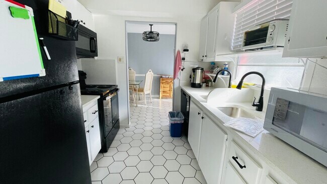 Foto del edificio - 11 Golfs Edge