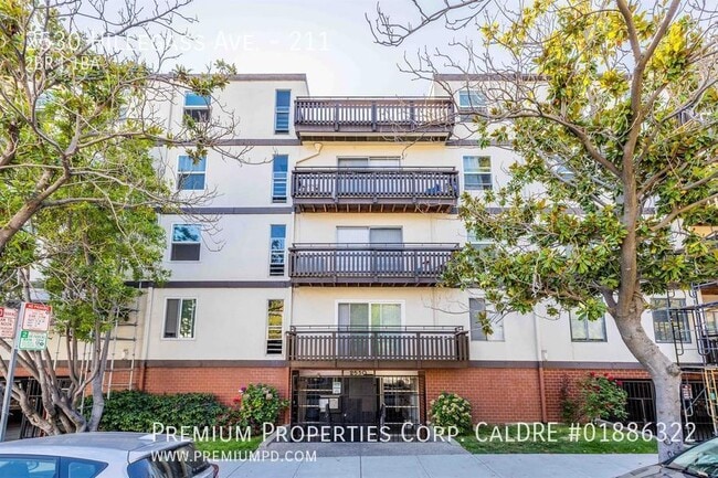 Building Photo - 2530 Hillegass Ave