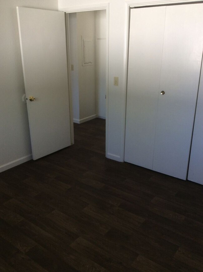 Foto del edificio - 1315 SW G St