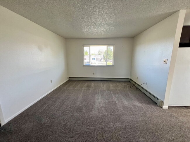 Building Photo - Two Bedroom with Garage Ready Now