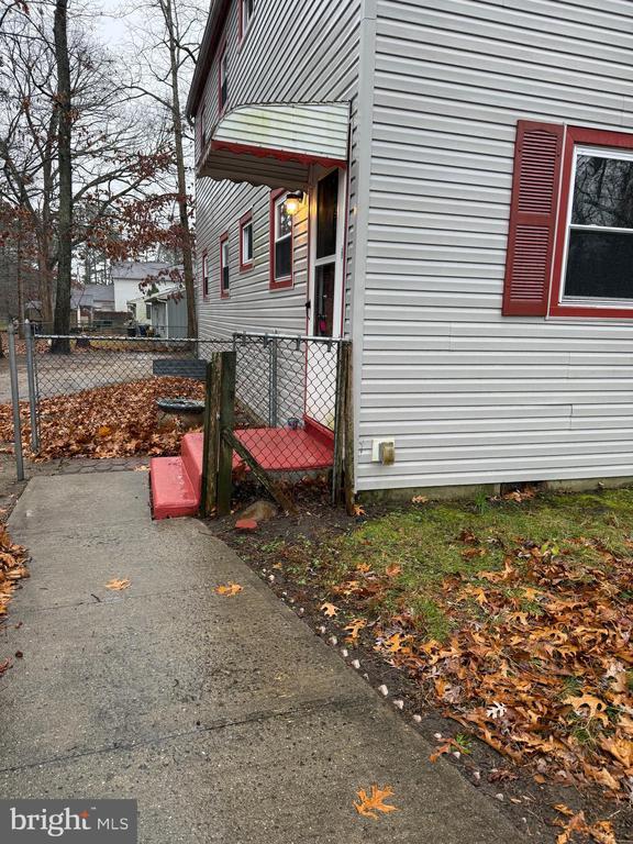 Building Photo - 28 Berkshire St