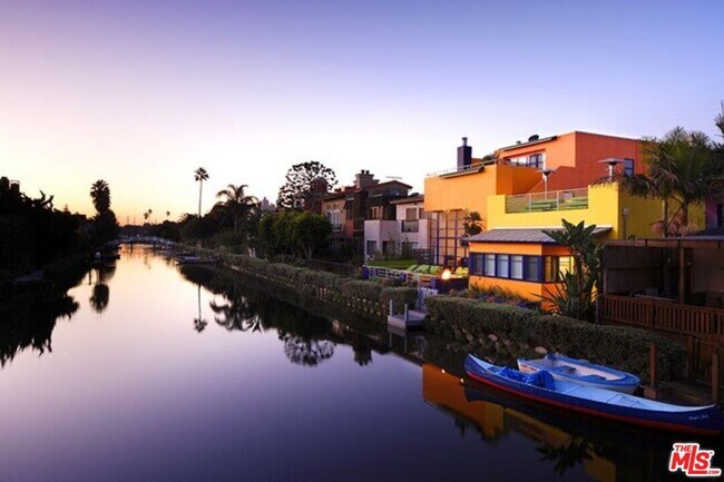 Foto del edificio - 2508 STRONGS Dr