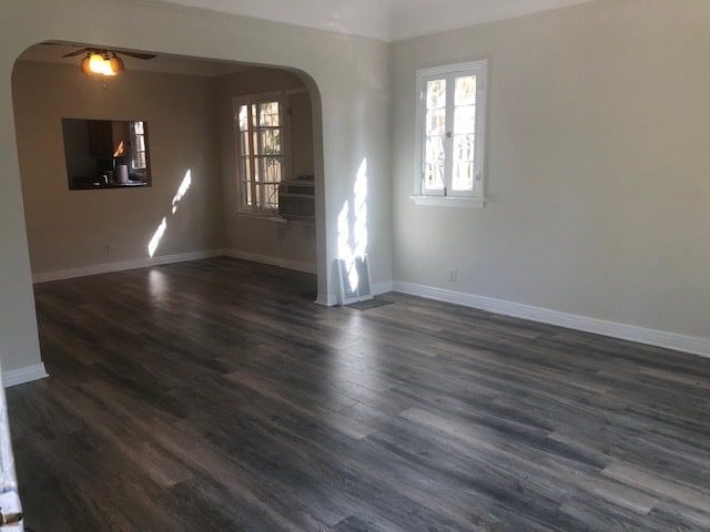 Building Photo - 410 N Orange Grove Ave