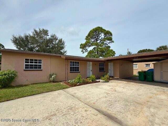 Foto principal - 210 Brandy Ln