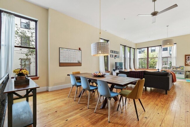 Foto del edificio - 87 Brookside Ave