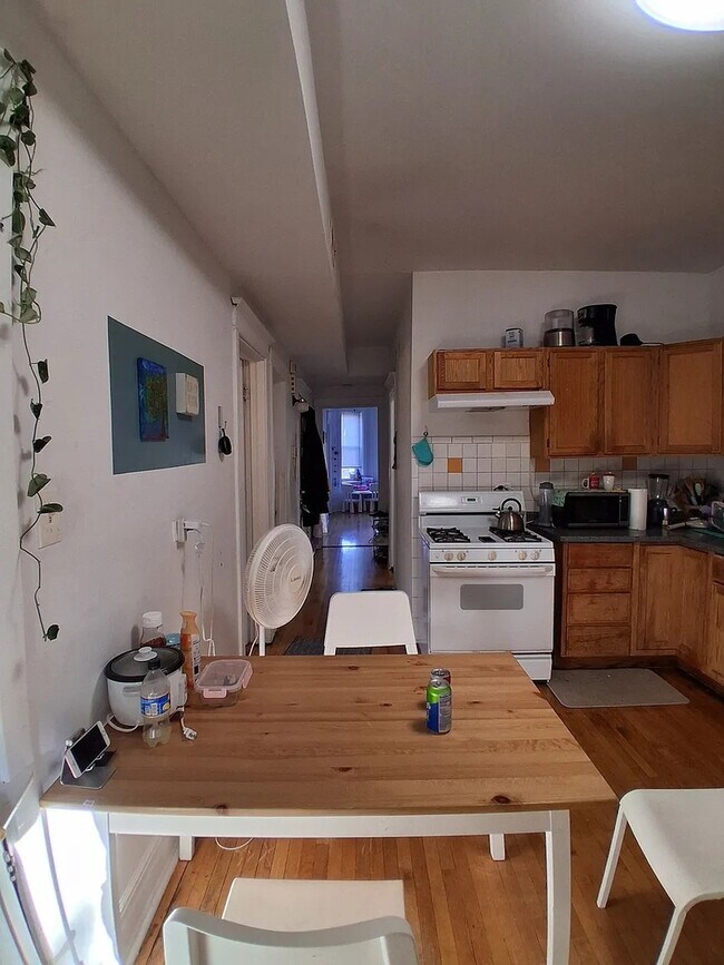 Foto del edificio - 2354 S Whipple St