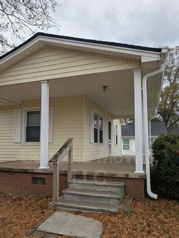 Photo - 201 Emile St House