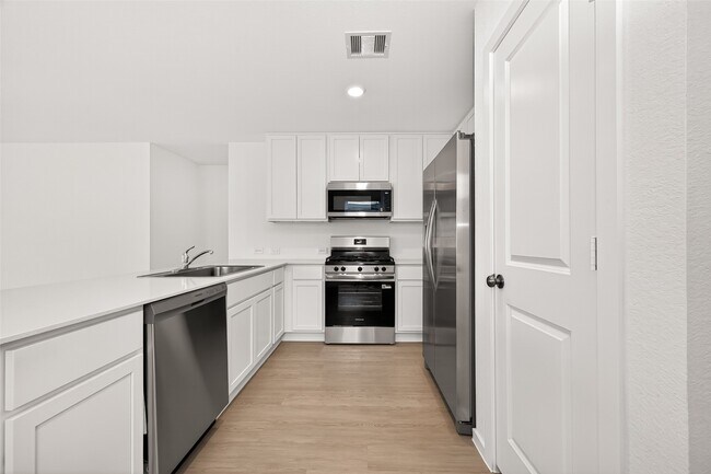 Foto del edificio - 16846 Spotted Oak Dr