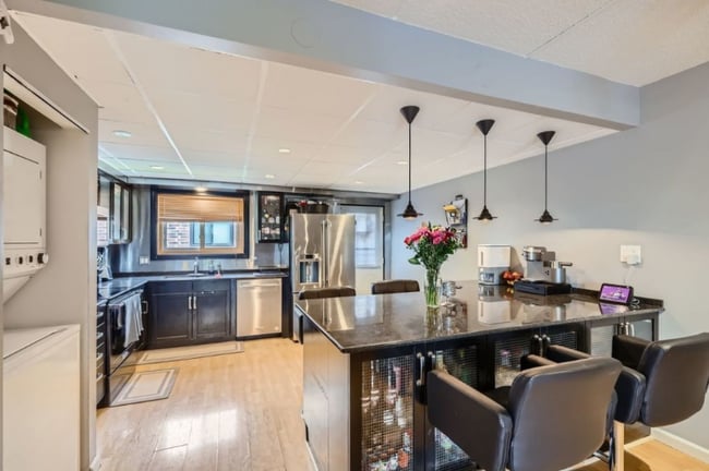 Foto del edificio - 953 N Rohlwing Rd