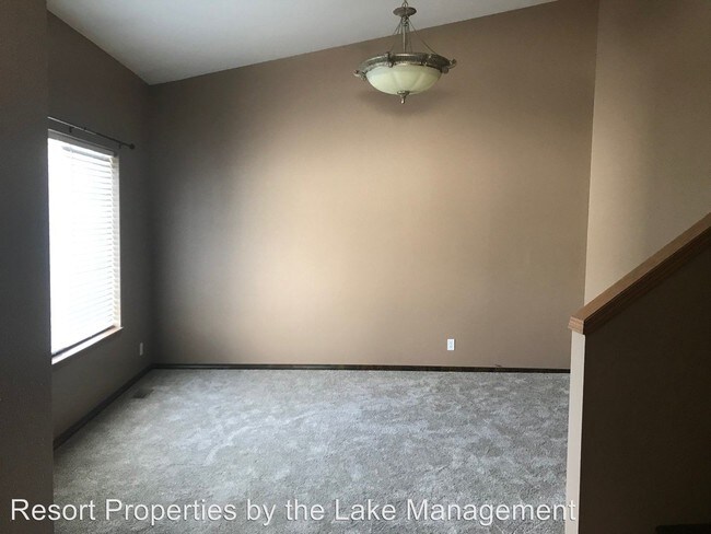 Building Photo - 4 br, 2 bath House - 2510 W Clairborne Lane