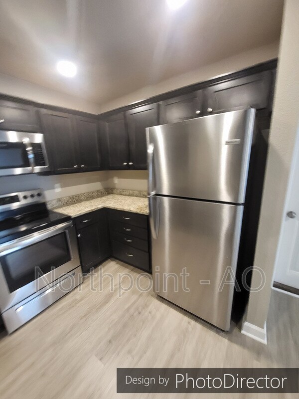 Foto del edificio - 215 SW Marigold St