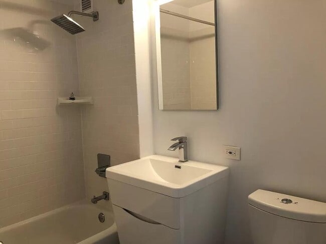 Building Photo - 1 bedroom in NEW YORK NY 10013