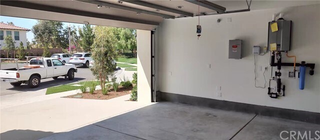Building Photo - 102 Abalone