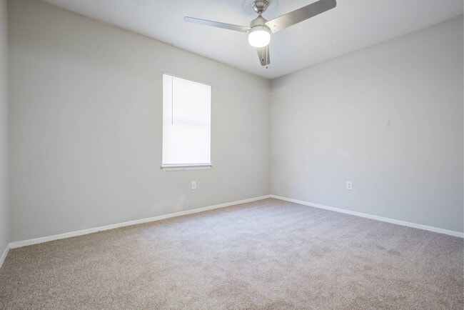 Building Photo - Chimneys of Greenville